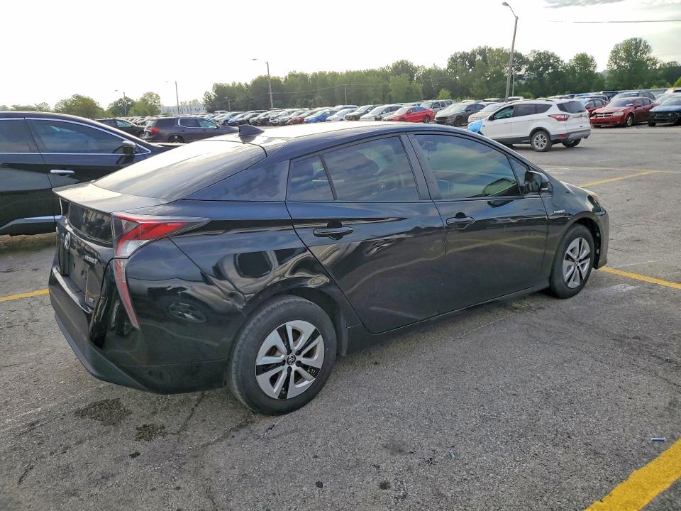 Photo 3 from auction – 2016 TOYOTA PRIUS with VIN JTDKARFU4G3016635