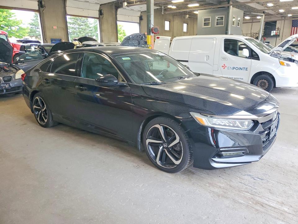Photo 4 from auction – 2018 HONDA ACCORD with VIN 1HGCV1F32JA148993