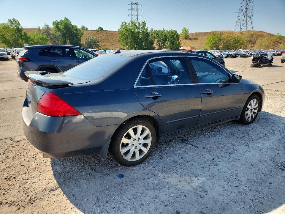 Photo 3 from auction – 2006 HONDA ACCORD with VIN 1HGCM66536A012803