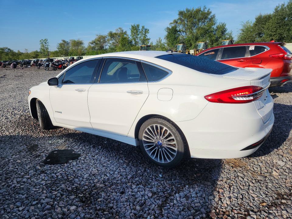 Photo 2 from auction – 2017 FORD FUSION with VIN 3FA6P0RU9HR322990