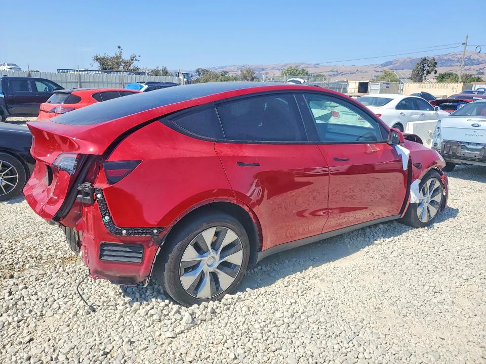 Foto 3 de la subasta – 2022 TESLA MODEL Y con VIN 7SAYGDEE6NF432470