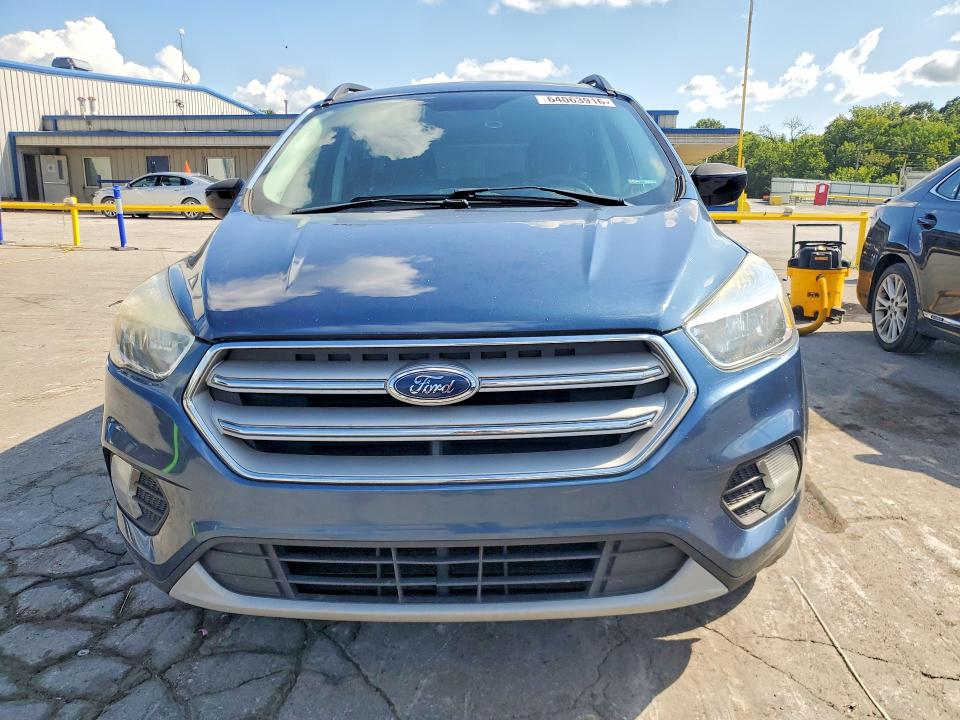 Photo 5 from auction – 2018 FORD ESCAPE with VIN 1FMCU0GD9JUA03480