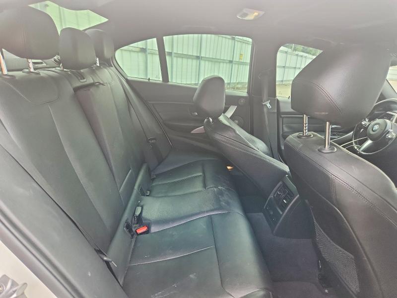 Photo 10 from auction – 2014 BMW 335 with VIN WBA3B9G53ENR92638