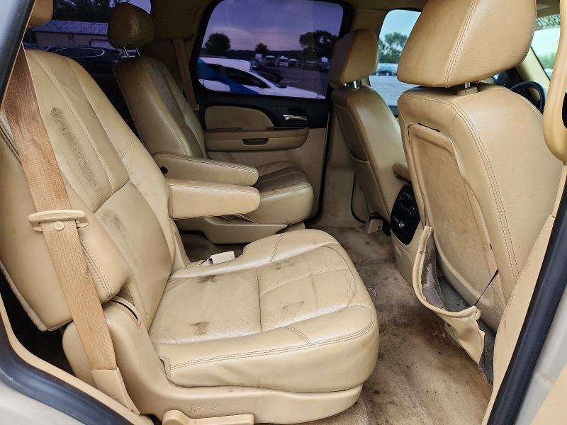 Photo 11 from auction – 2007 CHEVROLET TAHOE with VIN 1GNFK13057J290995