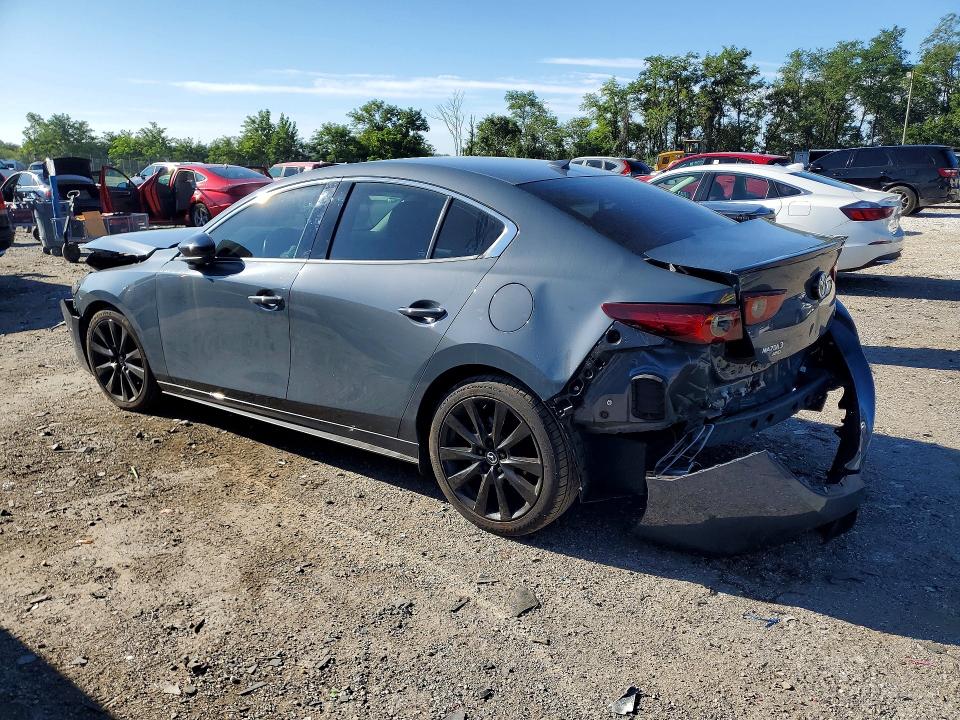 Снимка 2 от търг – 2023 MAZDA 3 с VIN 3MZBPBEY7PM350311