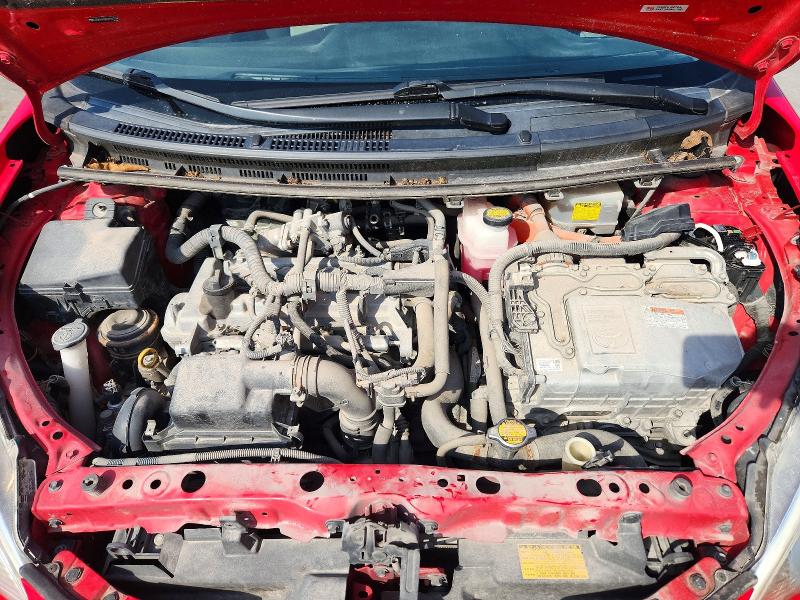 Снимка 12 от търг – 2013 TOYOTA PRIUS C с VIN JTDKDTB38D1551329