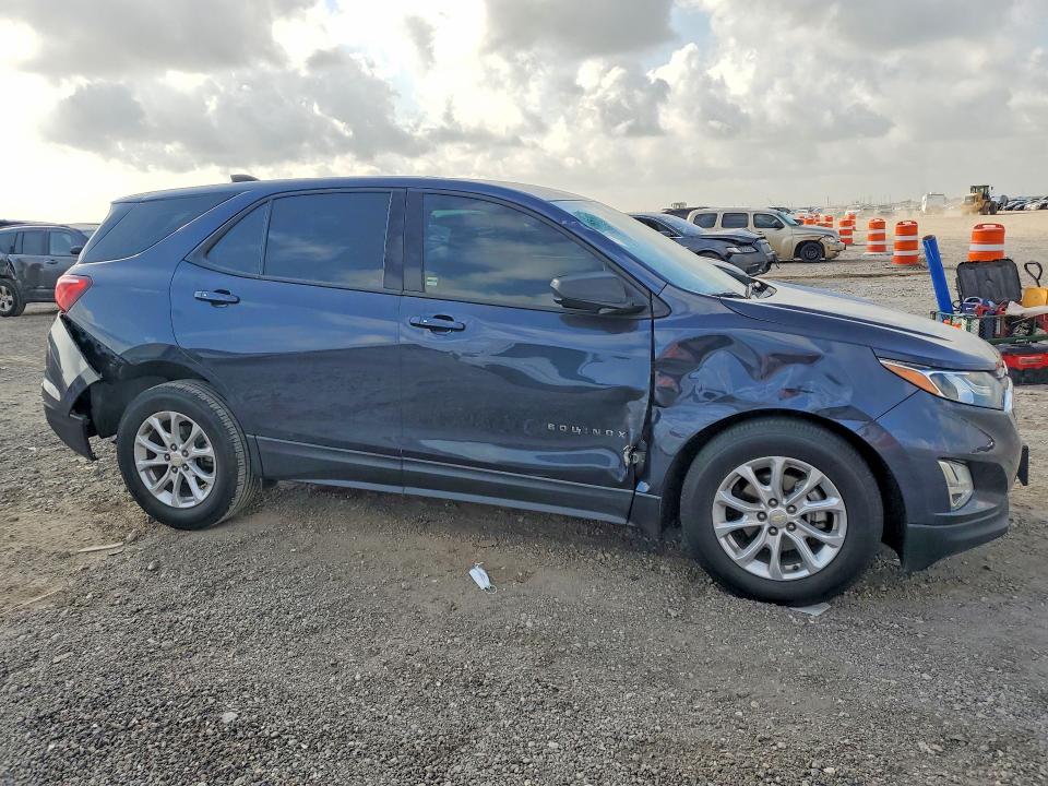 Photo 4 from auction – 2018 CHEVROLET EQUINOX with VIN 3GNAXHEV8JL392773