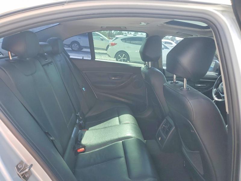 Photo 10 from auction – 2013 BMW 328 with VIN WBA3A5C50DF357659