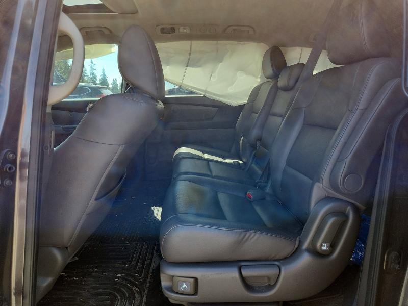 Photo 11 from auction – 2015 HONDA ODYSSEY with VIN 5FNRL5H63FB025344