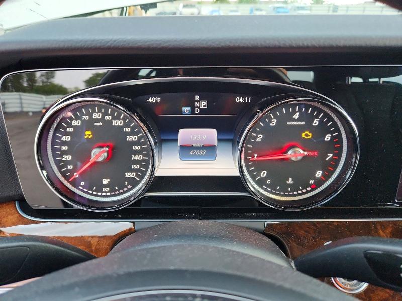 Photo 9 from auction – 2017 MERCEDES-BENZ E with VIN WDDZF4KBXHA019372