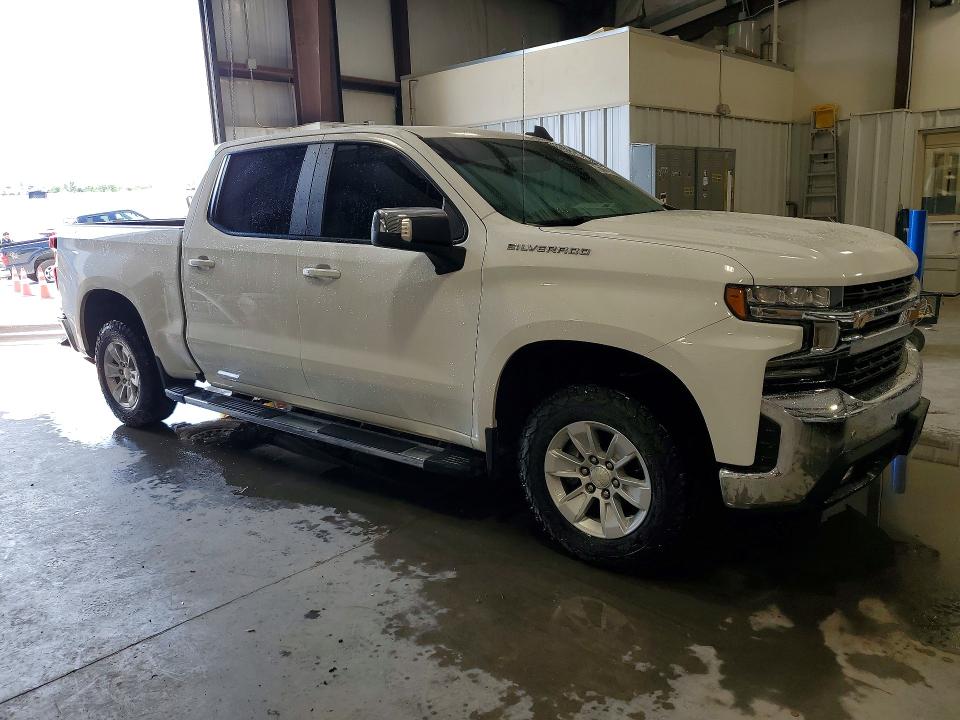 Photo 4 from auction – 2021 CHEVROLET SILVERADO with VIN 3GCPYDEK4MG204035