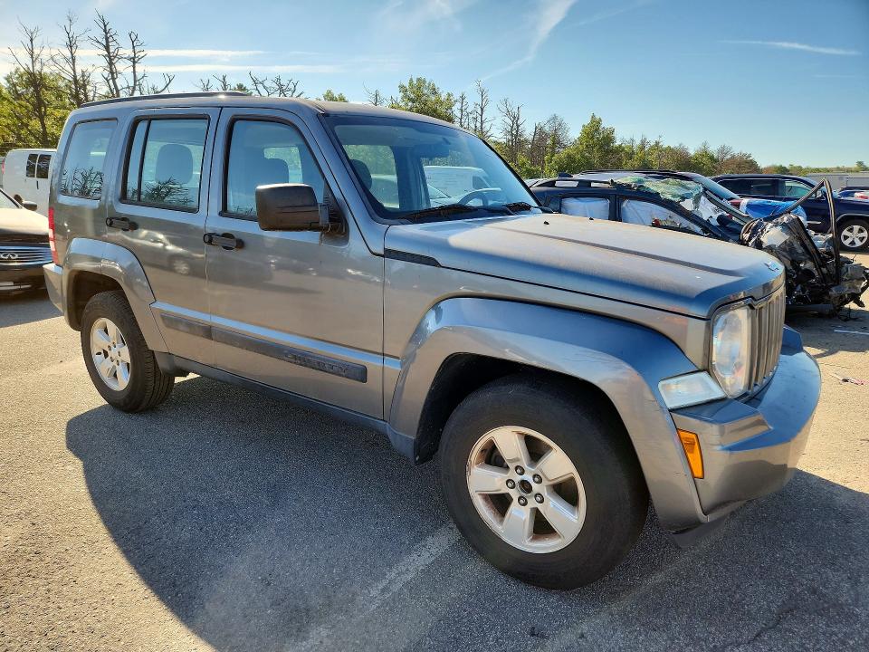 Photo 4 from auction – 2012 JEEP LIBERTY with VIN 1C4PJMAKXCW204115