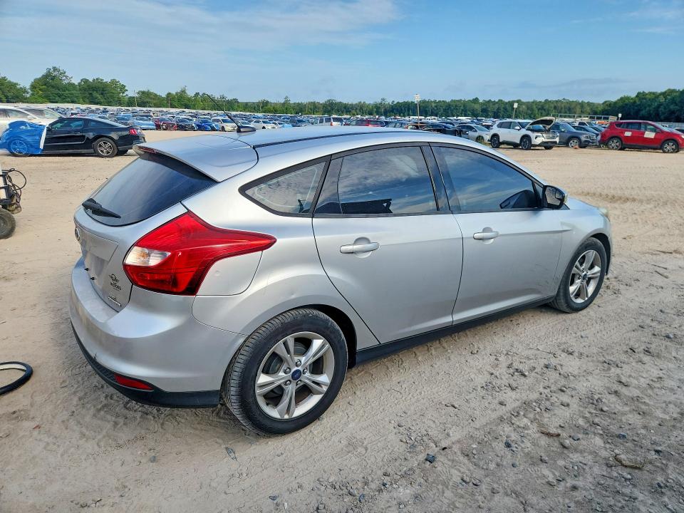 Photo 3 from auction – 2013 FORD FOCUS with VIN 1FADP3K21DL305708
