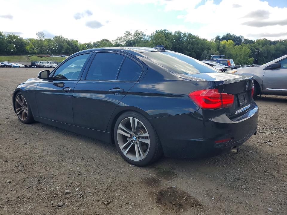 Снимка 2 от търг – 2013 BMW 335 с VIN WBA3B9G55DNR79128