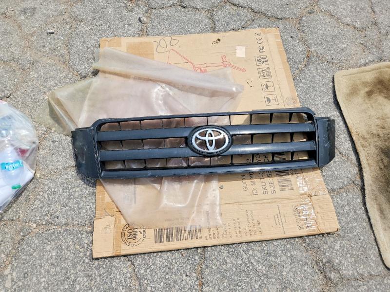 Photo 13 from auction – 2006 TOYOTA HIGHLANDER with VIN JTEGP21A660125912