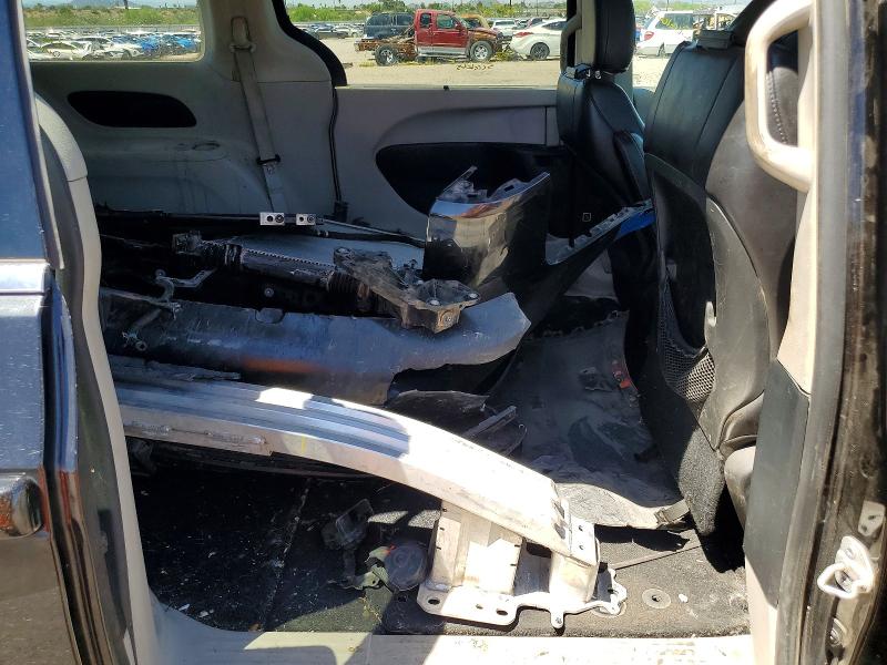 Снимка 11 от търг – 2020 CHRYSLER VOYAGER с VIN 2C4RC1DG7LR264404