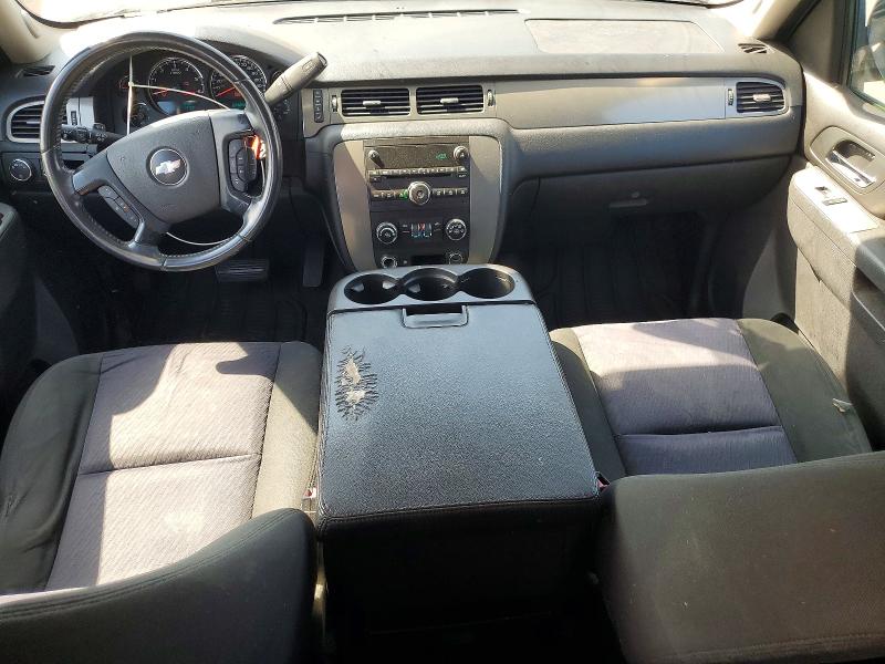 Photo 8 from auction – 2010 CHEVROLET TAHOE with VIN 1GNMCAE39AR168421