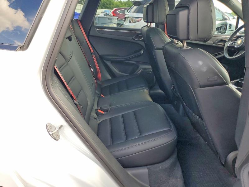Photo 11 from auction – 2026 PORSCHE MACAN with VIN WP1AF2A57TLB60032
