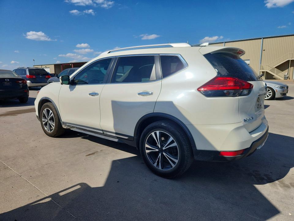 Photo 2 from auction – 2017 NISSAN ROGUE with VIN JN8AT2MT7HW398865