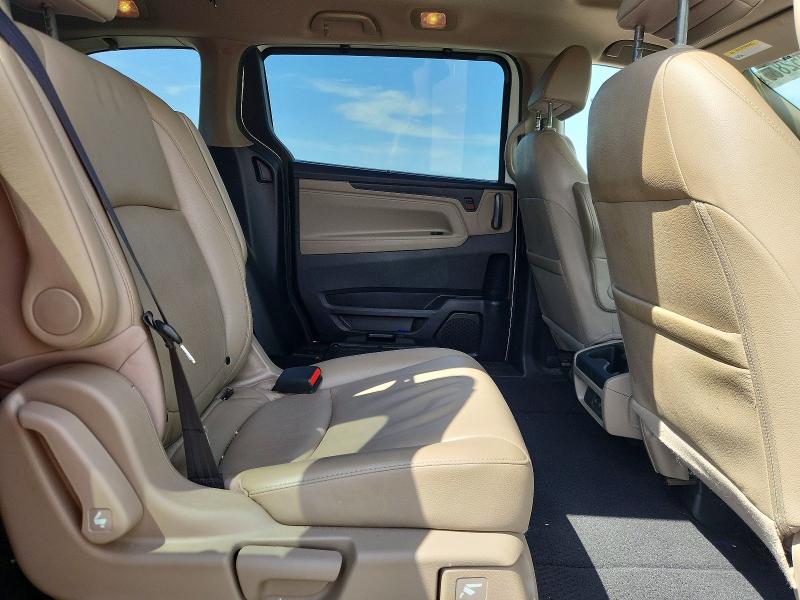 Photo 11 from auction – 2019 HONDA ODYSSEY with VIN 5FNRL6H75KB072884