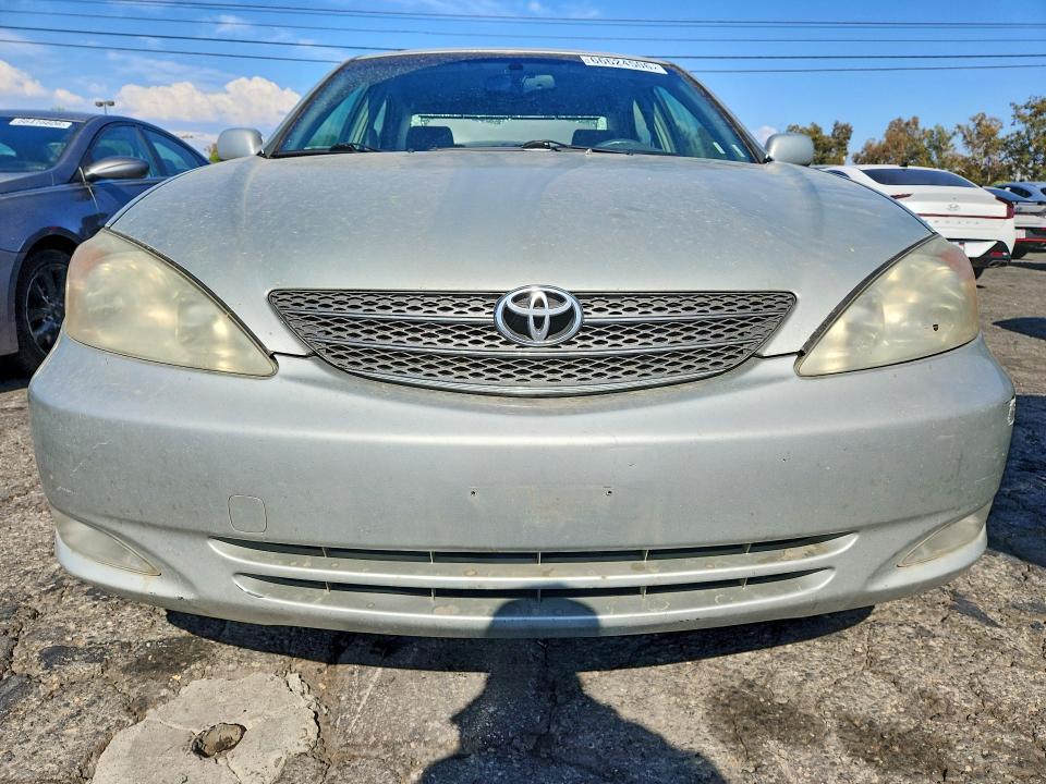 Photo 5 from auction – 2003 TOYOTA CAMRY with VIN JTDBE32K230171380