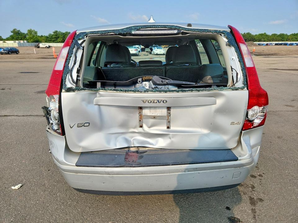 Photo 6 from auction – 2007 VOLVO V50 with VIN YV1MW390372327280