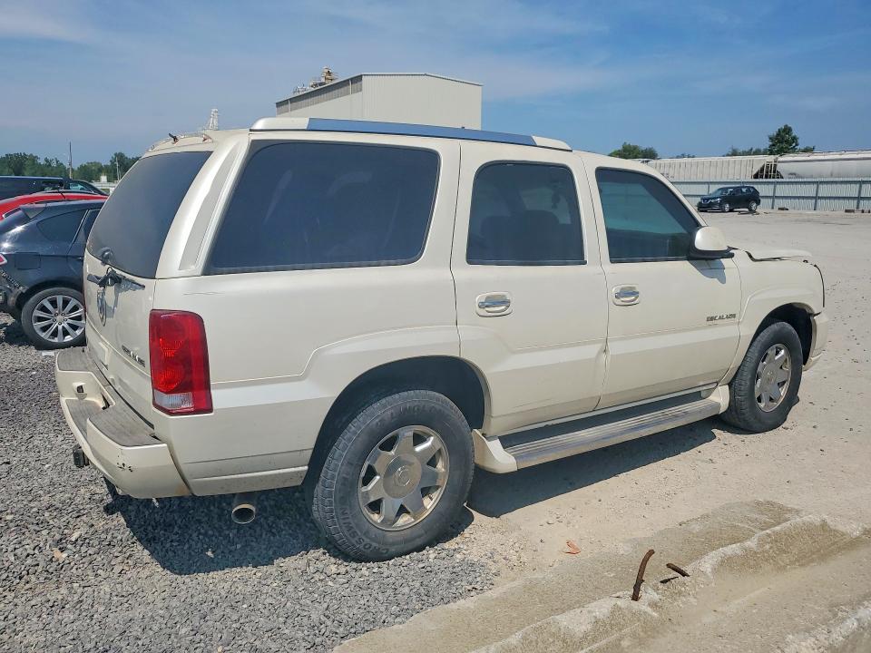 Photo 3 from auction – 2005 CADILLAC ESCALADE with VIN 1GYEK63N85R131068