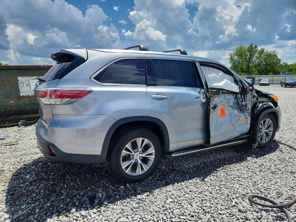 Photo 3 from auction – 2014 TOYOTA HIGHLANDER with VIN 5TDKKRFH9ES023124