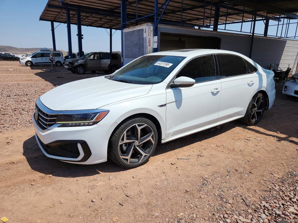 VOLKSWAGEN PASSAT 2022 with VIN 1VWMA7A32NC000861 - Photo from auction