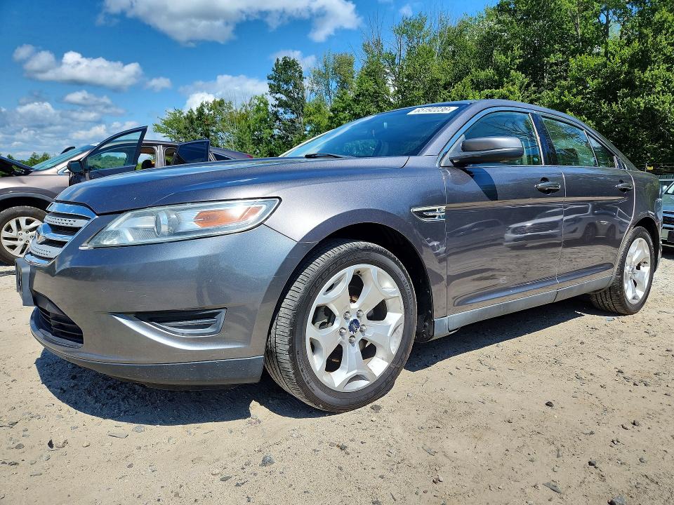 FORD TAURUS 2011 with VIN 1FAHP2HW7BG172125 - Photo from auction