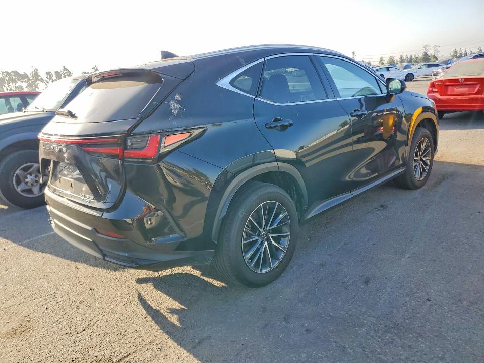 Photo 3 from auction – 2023 LEXUS NX with VIN JTJAKCEZ9P2013736