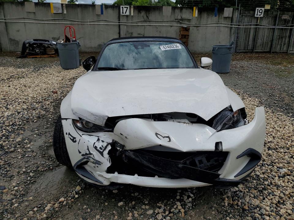 Photo 5 from auction – 2023 MAZDA MX-5 MIATA with VIN JM1NDAD70P0554947