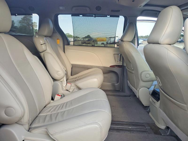 Photo 11 from auction – 2014 TOYOTA SIENNA with VIN 5TDYK3DC8ES487858