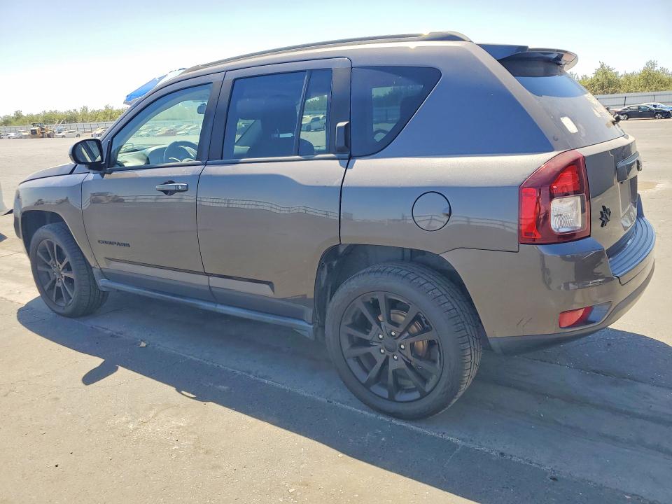 Photo 2 from auction – 2015 JEEP COMPASS with VIN 1C4NJCBA7FD428434