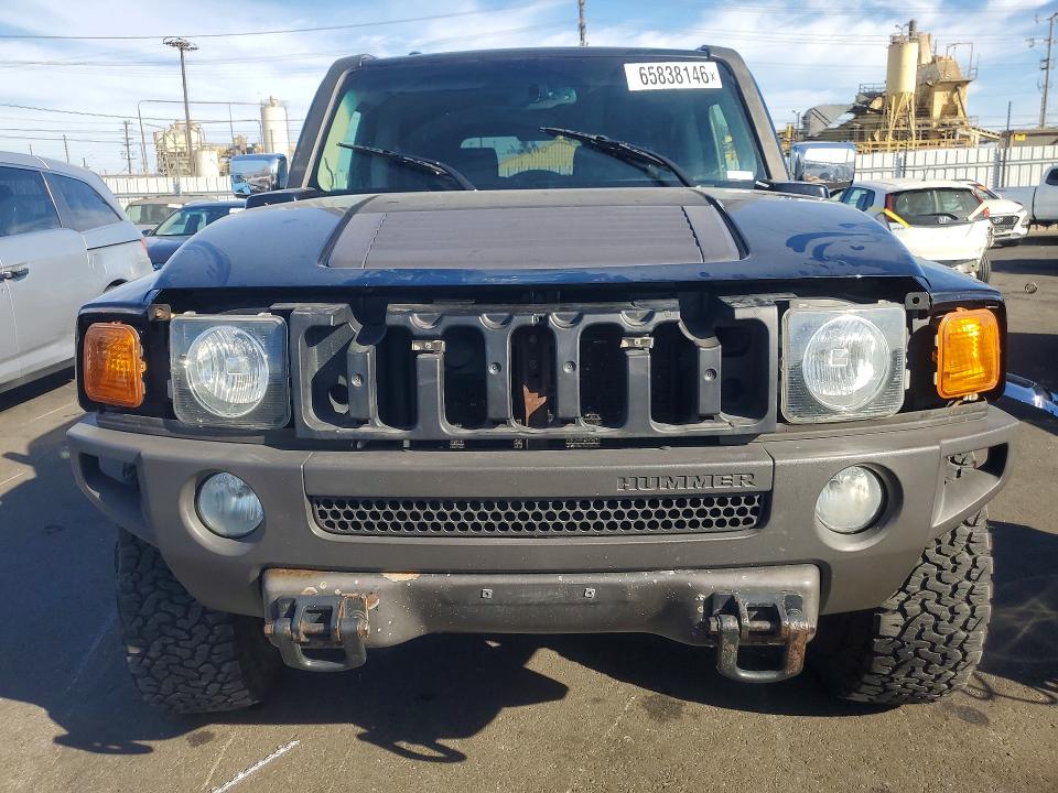 Photo 5 from auction – 2006 HUMMER H3 with VIN 5GTDN136668329894