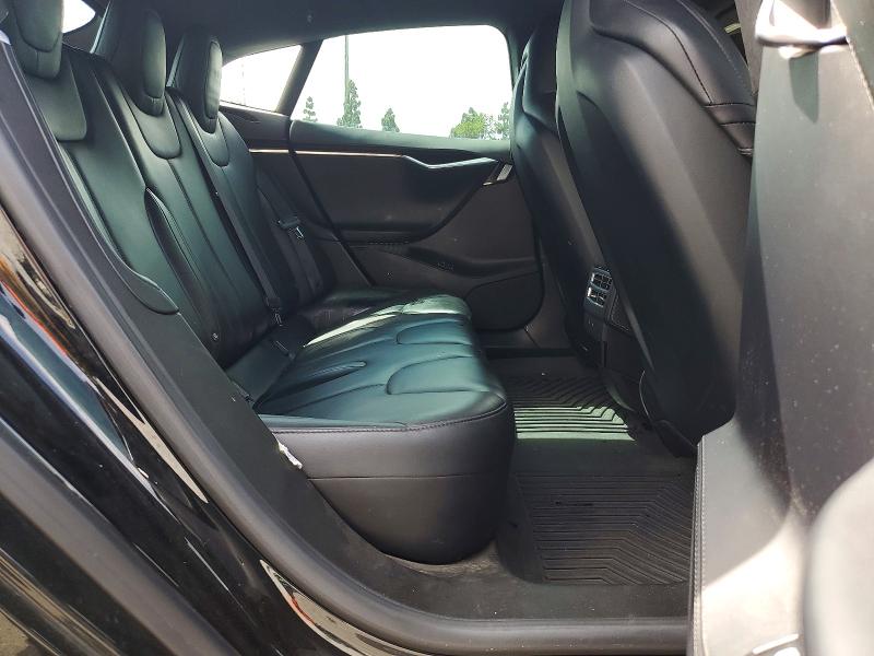 Foto 10 de la subasta – 2016 TESLA MODEL S con VIN 5YJSA1E13GF155358
