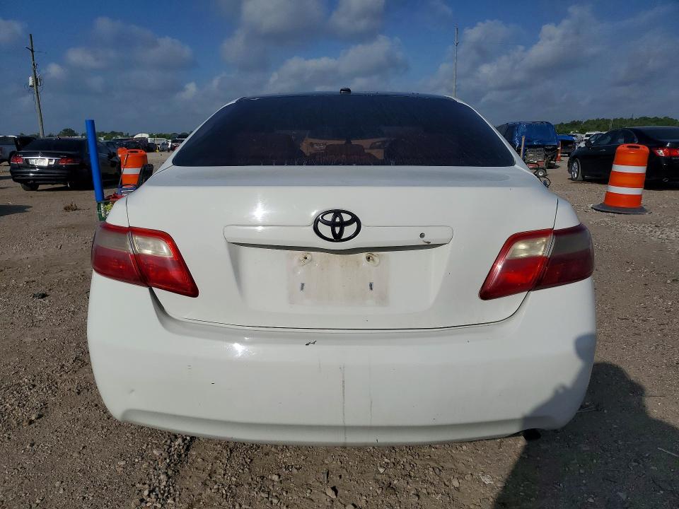 Photo 6 from auction – 2011 TOYOTA CAMRY with VIN 4T1BF3EK5BU713051