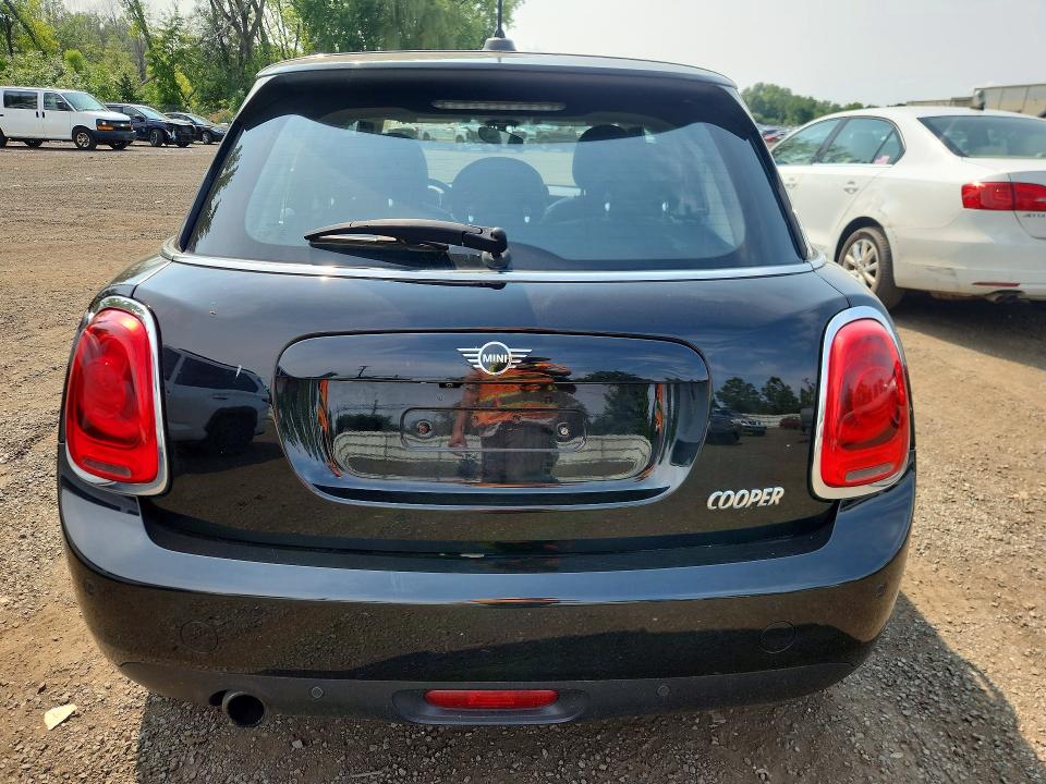 Photo 6 from auction – 2019 MINI COOPER with VIN WMWXU1C5XK2F81871