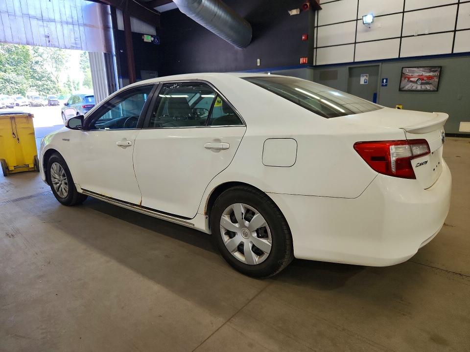 Photo 2 from auction – 2012 TOYOTA CAMRY HYBRID with VIN 4T1BD1FK0CU033617