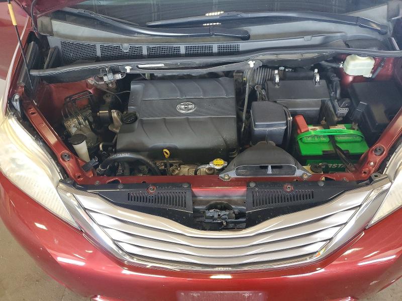 Photo 12 from auction – 2015 TOYOTA SIENNA with VIN 5TDYK3DC5FS654954