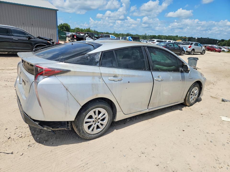 Photo 3 from auction – 2017 TOYOTA PRIUS with VIN JTDKBRFU1H3026022