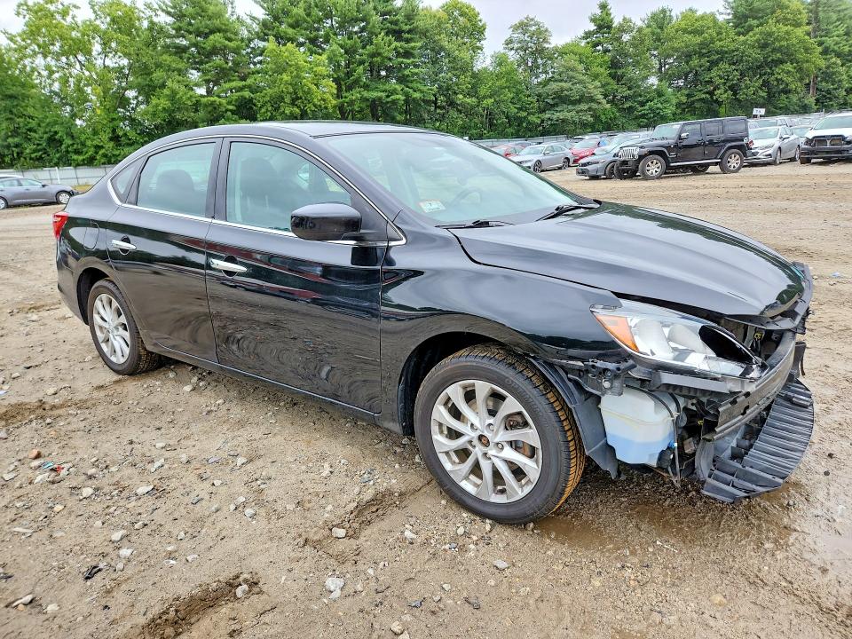 Photo 4 from auction – 2018 NISSAN SENTRA with VIN 3N1AB7AP3JL650984