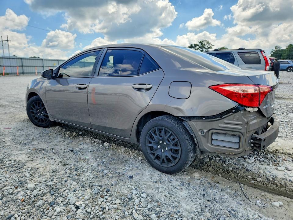 Photo 2 from auction – 2017 TOYOTA COROLLA with VIN 2T1BURHEXHC847711