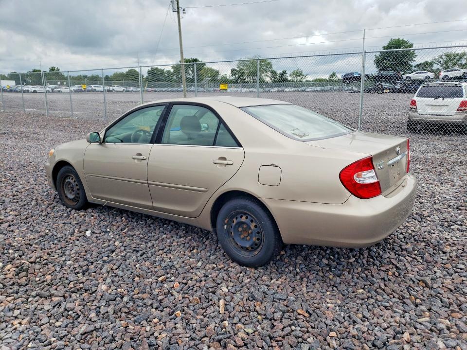 Photo 2 from auction – 2004 TOYOTA CAMRY with VIN JTDBE32KX40261913