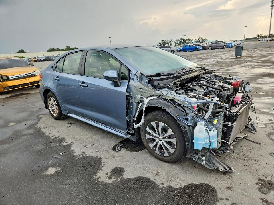 Photo 4 from auction – 2021 TOYOTA COROLLA with VIN JTDEAMDE1MJ004154