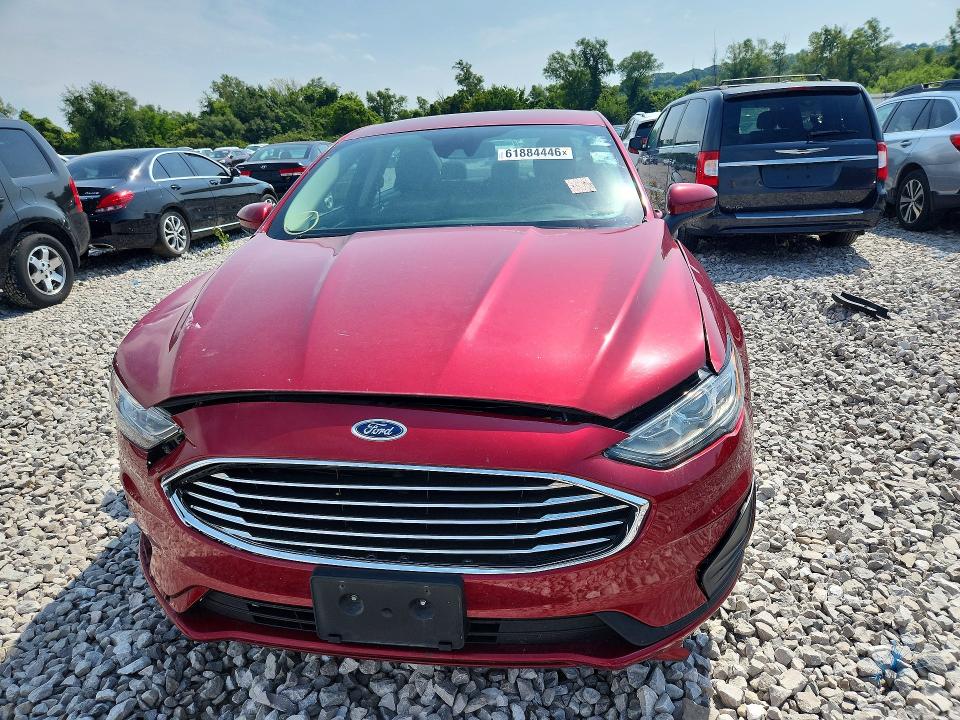 Photo 5 from auction – 2019 FORD FUSION with VIN 3FA6P0LU1KR147571