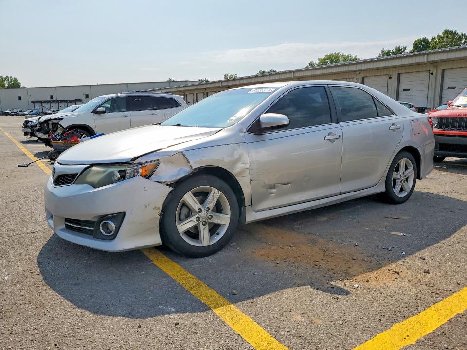 TOYOTA CAMRY 2014 with VIN 4T1BF1FK6EU346605 - Photo from auction