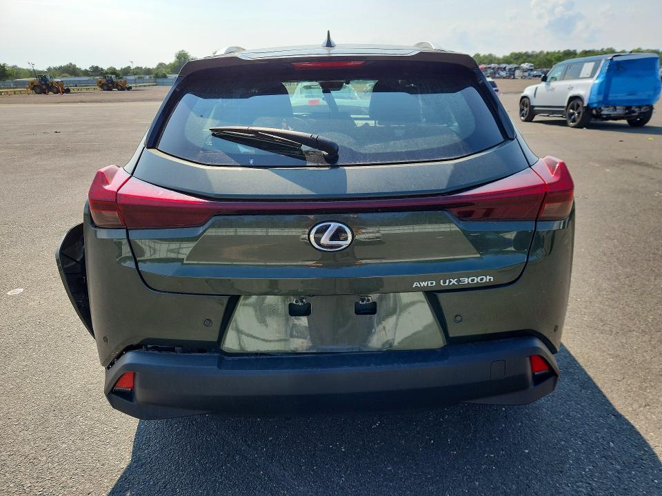 Photo 6 from auction – 2025 LEXUS UX 300H with VIN JTHUCJDH3S2010879