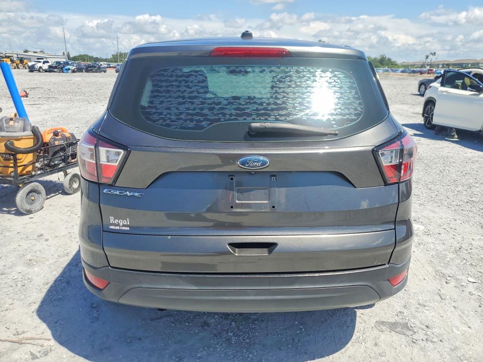 Photo 6 from auction – 2018 FORD ESCAPE with VIN 1FMCU0F71JUB20563
