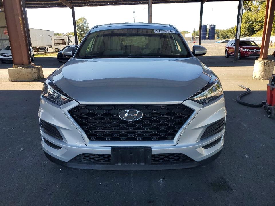 Photo 5 from auction – 2019 HYUNDAI TUCSON with VIN KM8J2CA40KU920512